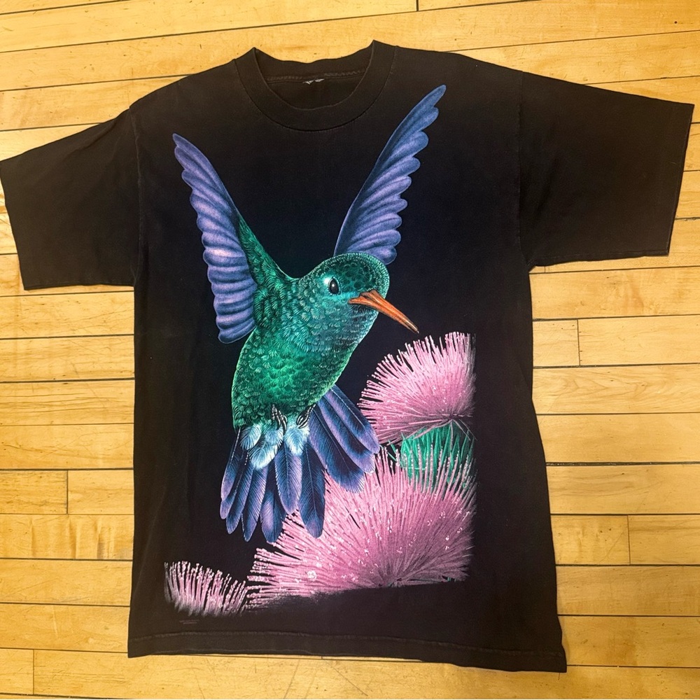 Vintage 90s Single Stitch Colorful Hummingbird Tee Shirt Size Medium